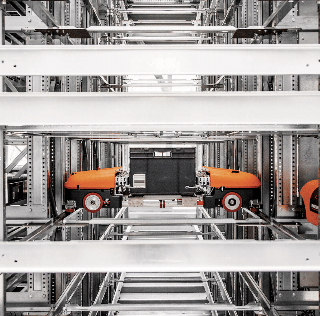 Fast Pick Lyko increasing efficiencies with Vanderlande's FASTPICK - MHD