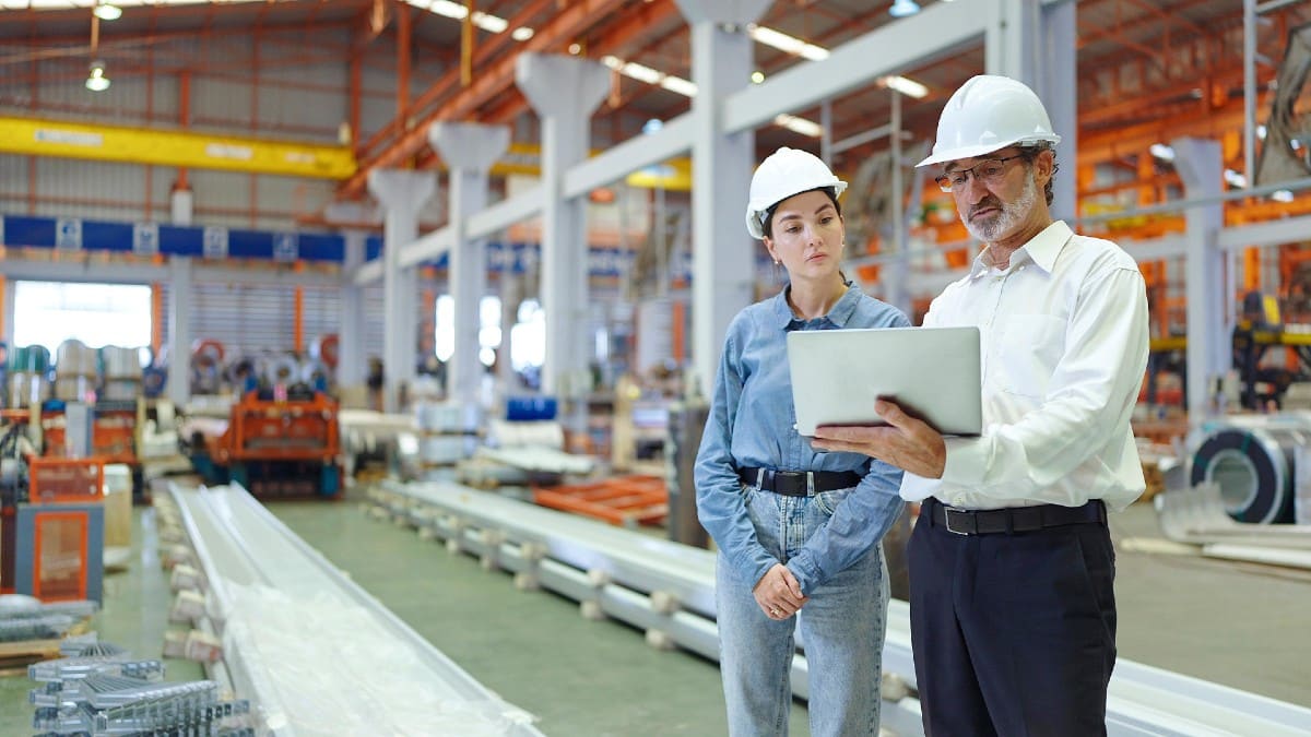 Registration on Supply Queensland is entirely free for manufacturers. Image: Adobe Stock/ M Stocker