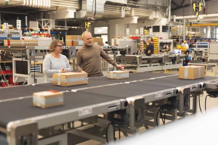 Wipotec’s automated weighing and inspection systems help logistics operators improve accuracy, throughput and data visibility.