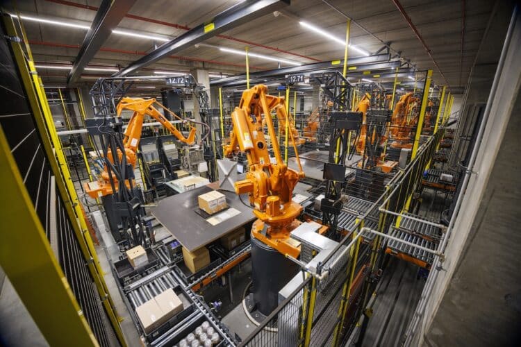 Food retailers across Australia and New Zealand are operating in an increasingly demanding environment. Labour shortages, rising operating costs, growing SKU counts and changing consumer expectations continue to place pressure on supply chains.